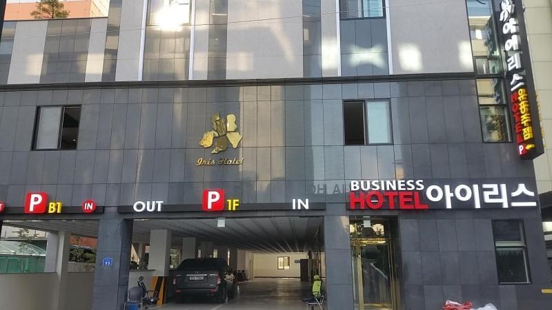Iris Hotel Seosan Bagian luar foto