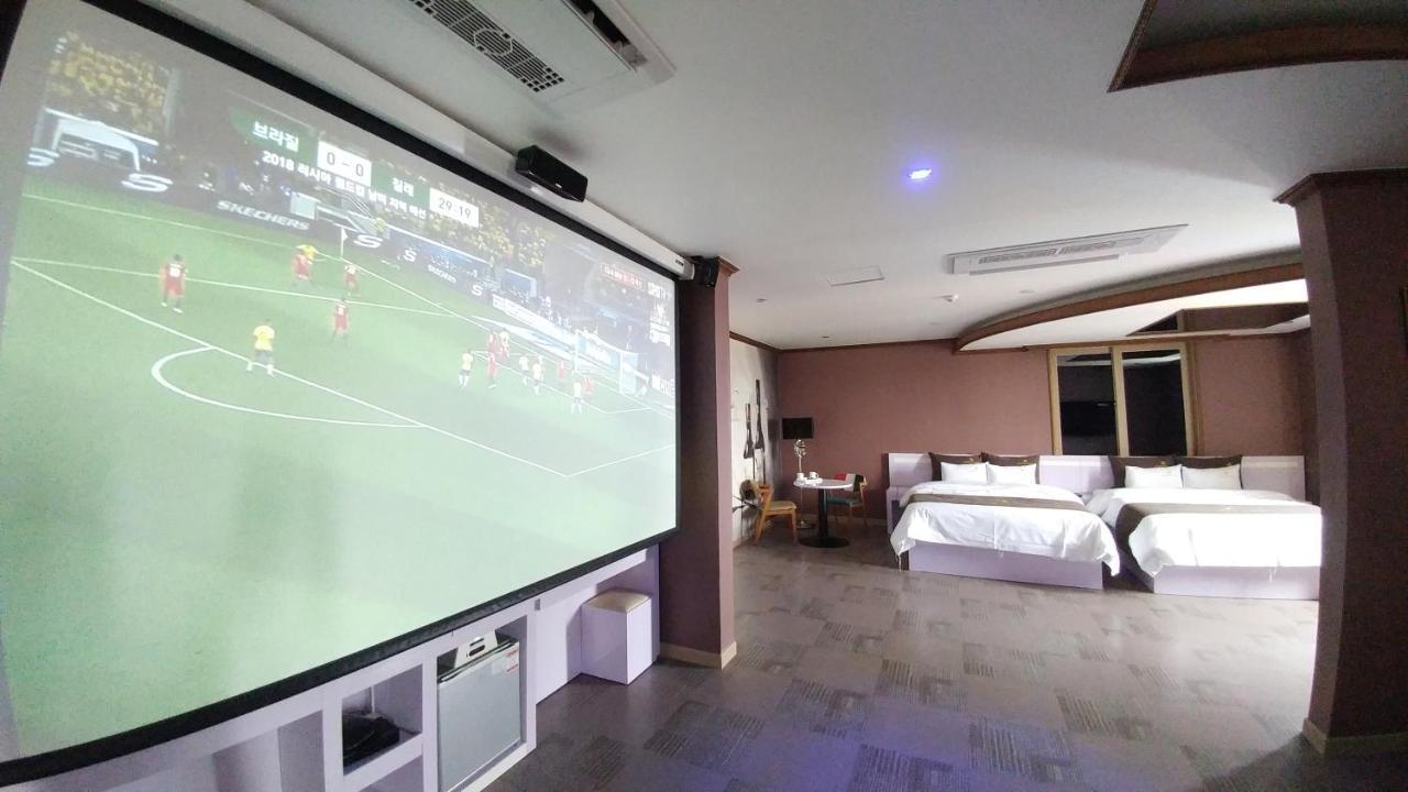 Iris Hotel Seosan Bagian luar foto