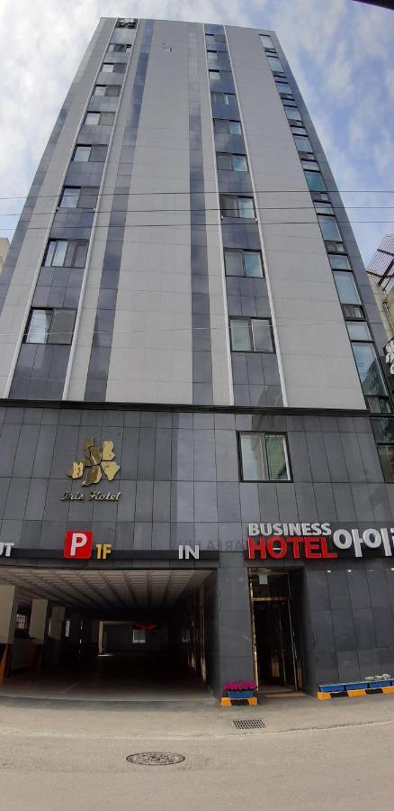 Iris Hotel Seosan Bagian luar foto